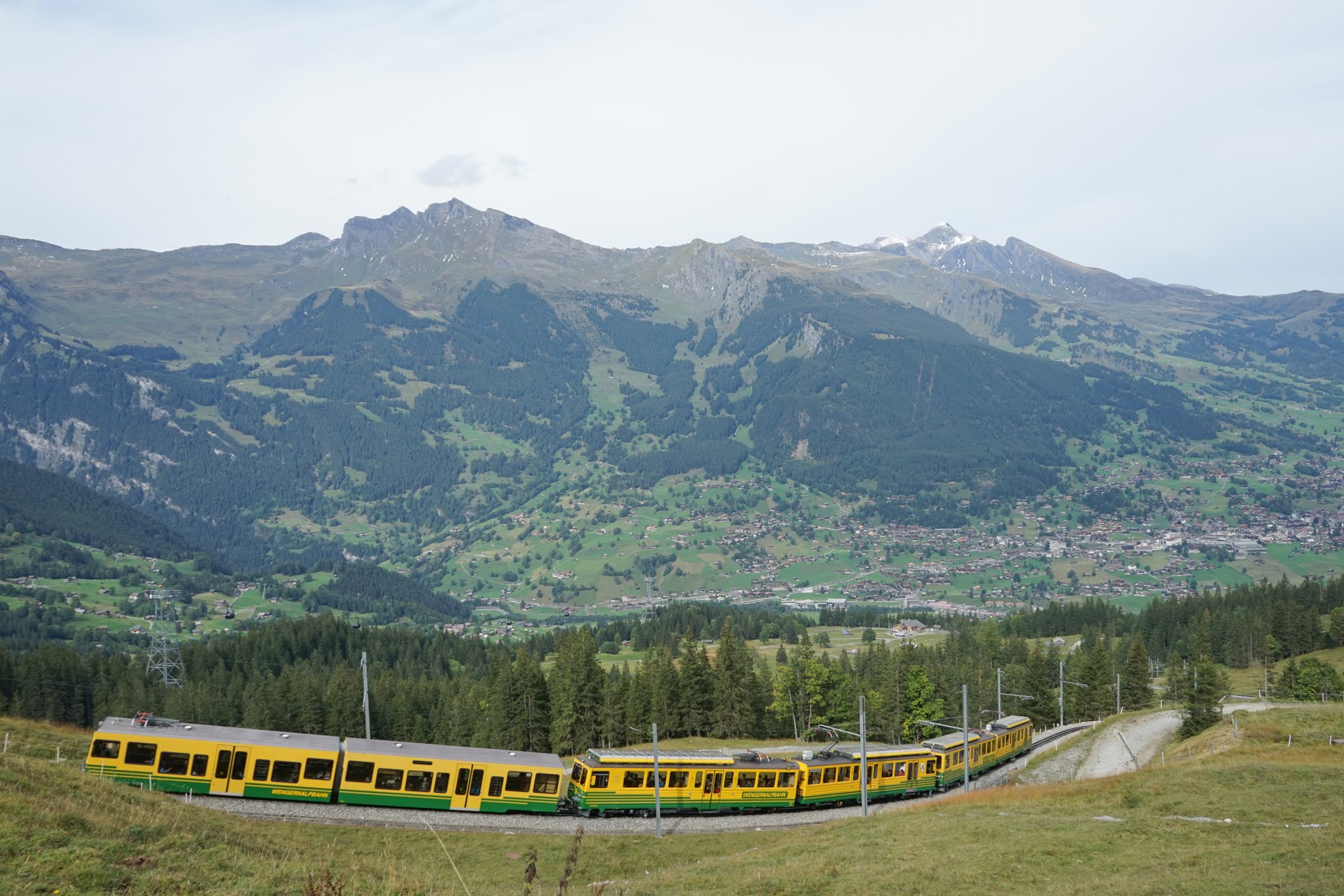Swiss Travel Pass Guide: Benefits, Discounts & Alternatives